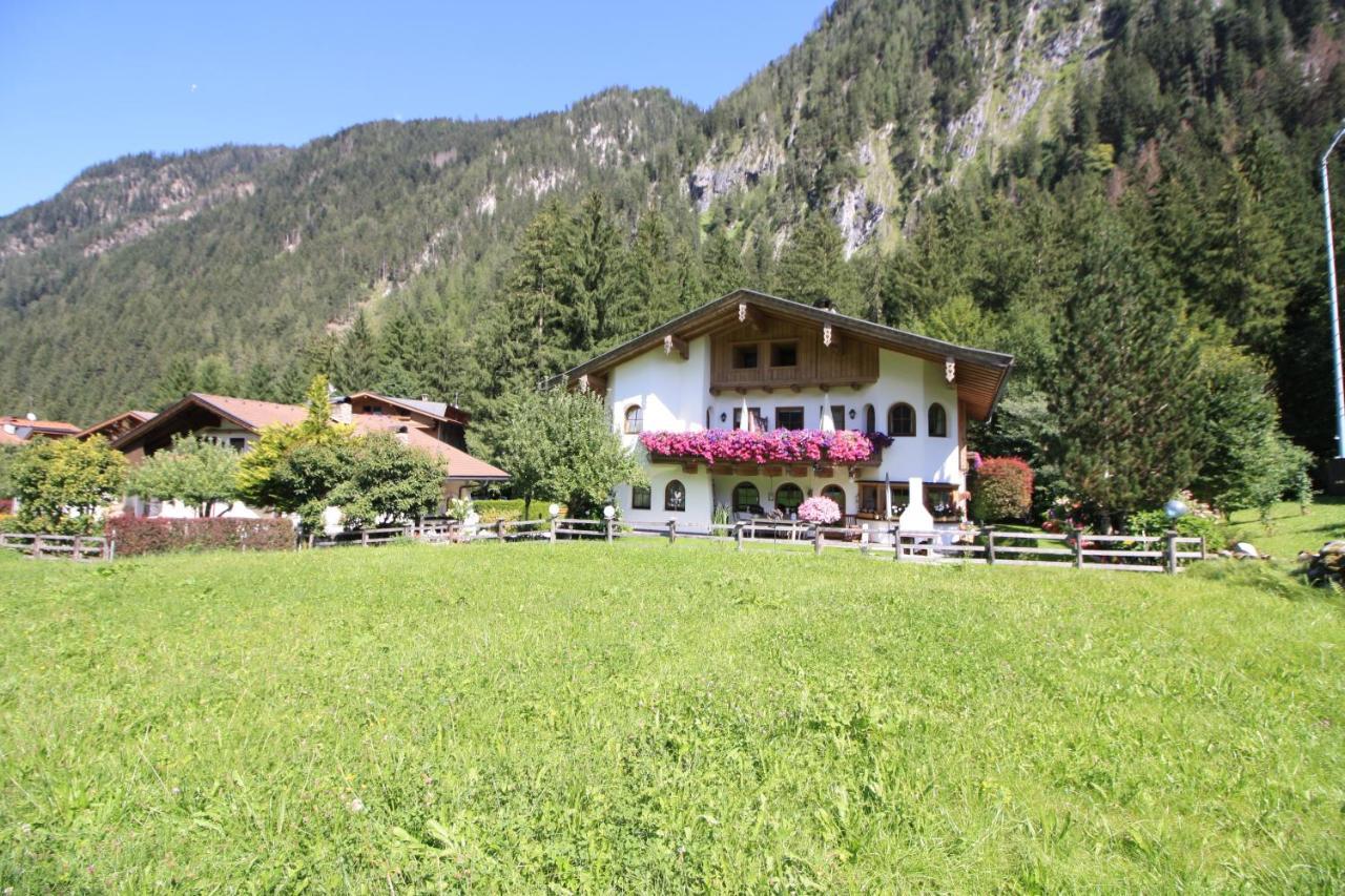 Aparthotel Vronis Waldhaus Adults Only Mayrhofen Exteriér fotografie